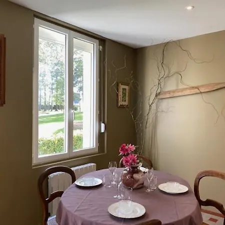 Vila Au Domaine Du Mesnil *